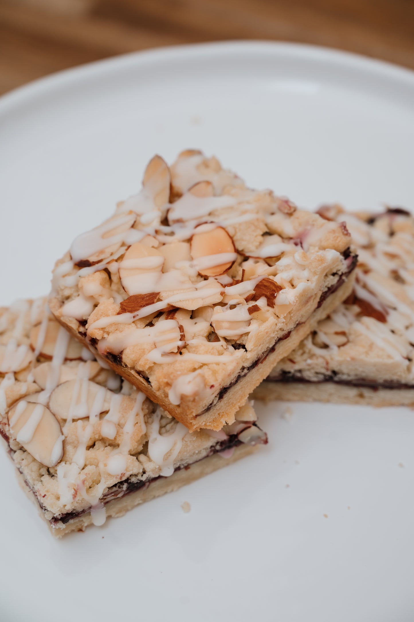 Raspberry Almond Shortbread Bar