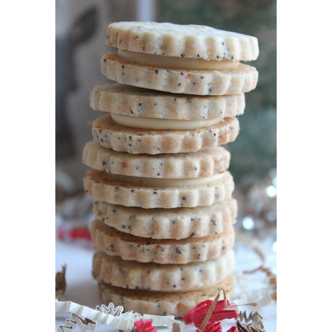 Fresh Lemon + Poppy Shortbread Sandwich